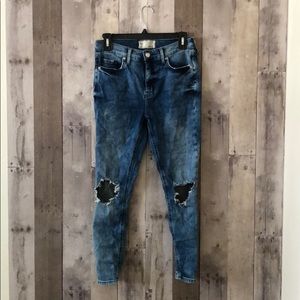 Free people Busted Knee Skinny Jeans